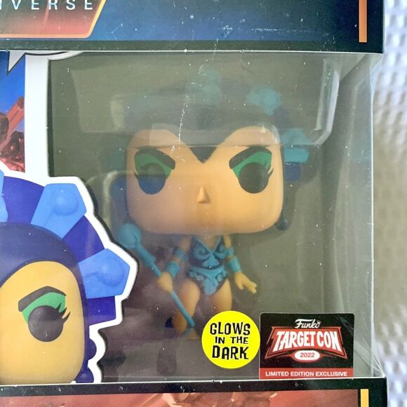 Funko Pop! Tees MOTU GITD MASTERS OF THE UNIVERSE Evil Lyn with Unisex Size M - Picture 8 of 9